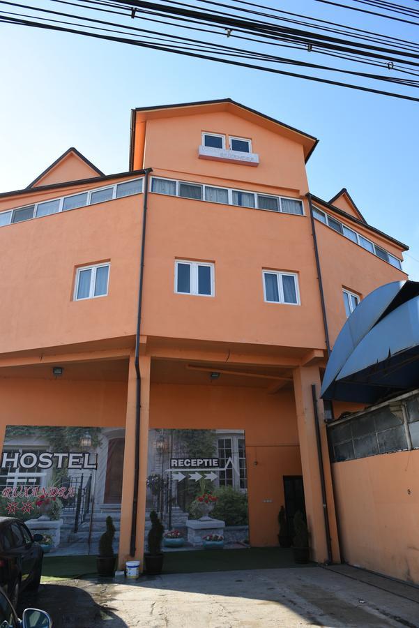 Hostel Ruxandra Focşani Esterno foto